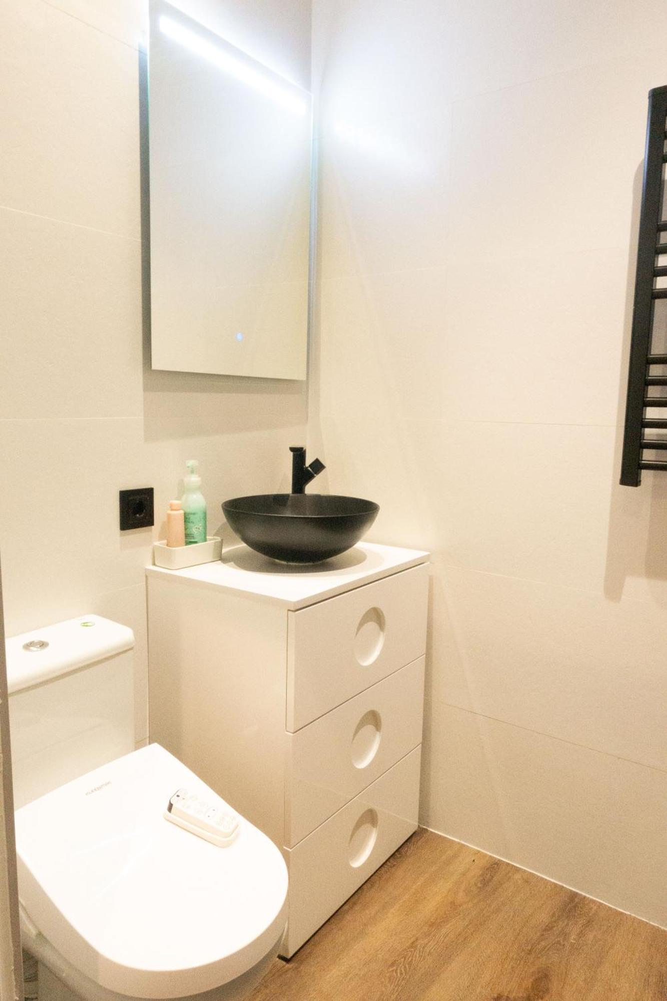 Hortaleza 4, Preciso Estudio En Chueca Junto A La Gran Via De Madrid Esterno foto